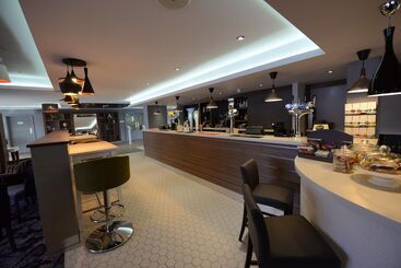 בית מלון כפרי Holiday Inn Wolverhampton   Racecourse, An Ihg