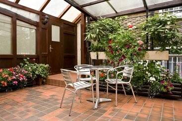 هتل La Gaffe   Bed And Breakfast