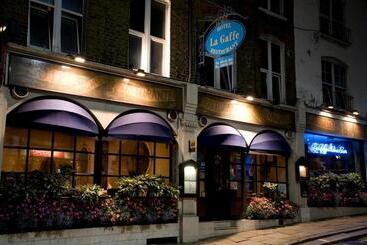 هتل La Gaffe   Bed And Breakfast