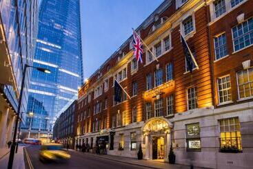 هتل London Bridge