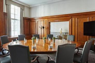 London Marriott Hotel County Hall