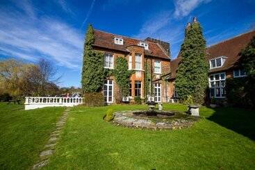 هتل Letchworth Hall