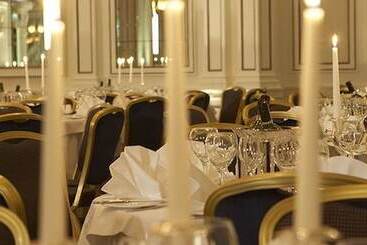 هتل The Midland