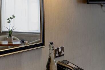 ホテル The Midland