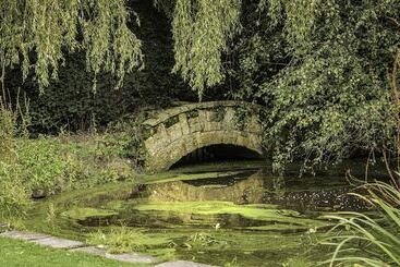 Langshott Manor   Luxury Hotel Gatwick