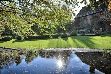 Langshott Manor   Luxury Hotel Gatwick