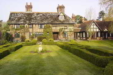 Langshott Manor   Luxury Hotel Gatwick