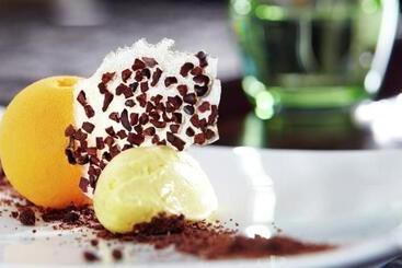 Langshott Manor   Luxury Hotel Gatwick