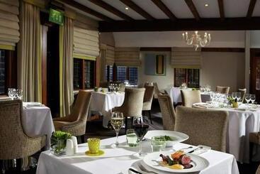 Langshott Manor   Luxury Hotel Gatwick