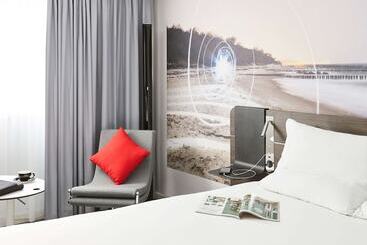 Novotel Birmingham Airport Terminal Building Nec