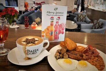 Novotel London Stansted Airport