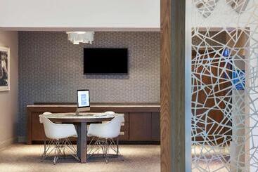 Novotel London Stansted Airport