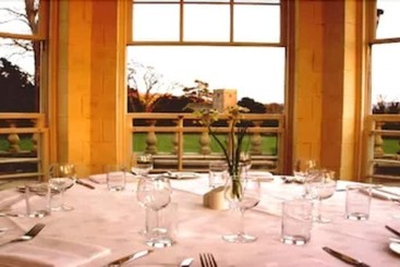 קוטג'' Peterstone Court Country House Restaurant & Spa