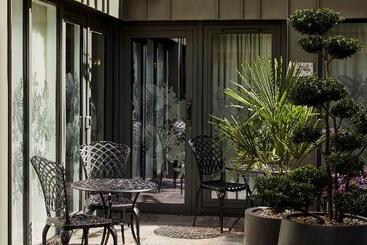 Pratt's Hotel