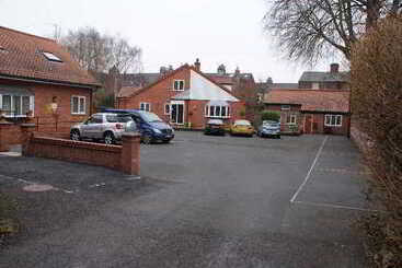 هتل B+b York