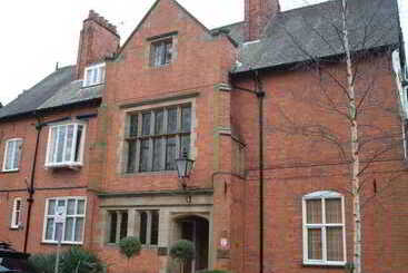 هتل B+b York