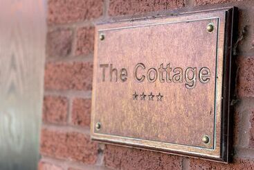 هتل B+b York