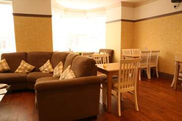 هتل B+b York