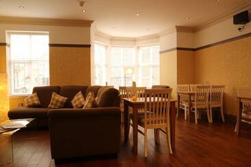هتل B+b York