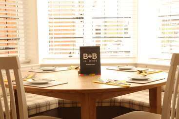 هتل B+b York