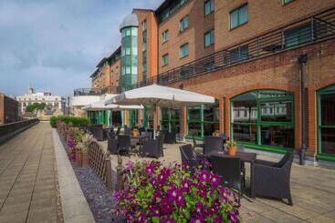 Best Western Plus The Quays Hotel Sheffield