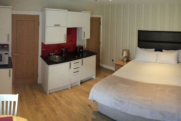 Queens Hotel & Spa