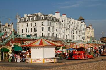 Queens Hotel & Spa