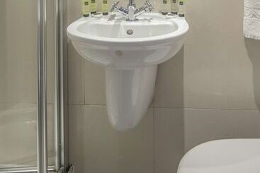 Queensway Hotel, Sure Hotel Collection By Best Western