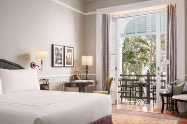 Raffles Hotel Le Royal
