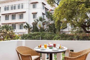 Raffles Hotel Le Royal