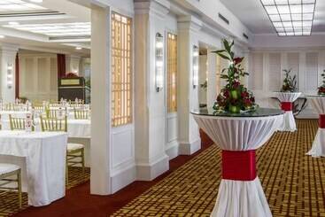 Raffles Hotel Le Royal
