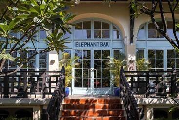 Raffles Hotel Le Royal