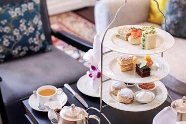 Raffles Hotel Le Royal