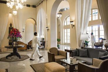 Raffles Hotel Le Royal