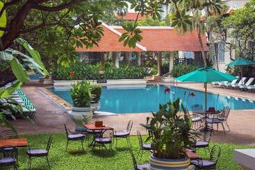 Raffles Hotel Le Royal
