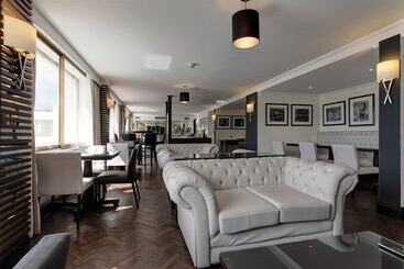 هتل Renaissance London Heathrow