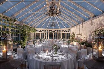 هتل Schloss Roxburghe, Part Of Destination By Hyatt