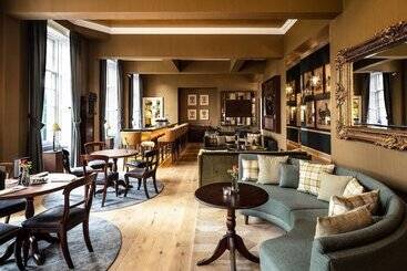 هتل Schloss Roxburghe, Part Of Destination By Hyatt