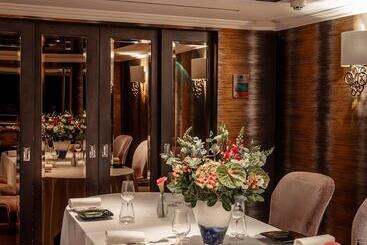 Althoff St James S Hotel & Club London