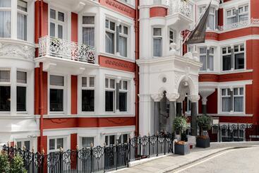 Althoff St James S Hotel & Club London