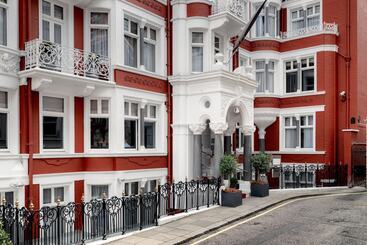 Althoff St James S Hotel & Club London