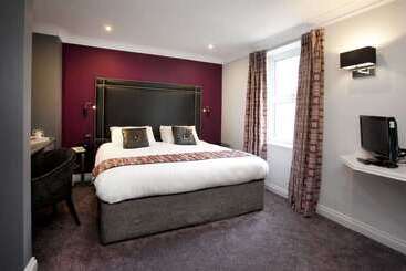 St James Hotel; Bw Premier Collection
