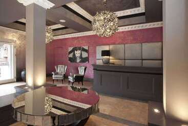 St James Hotel; Bw Premier Collection