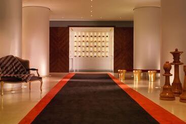 Hotel St Martins Lane London