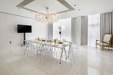 Hotel St Martins Lane London
