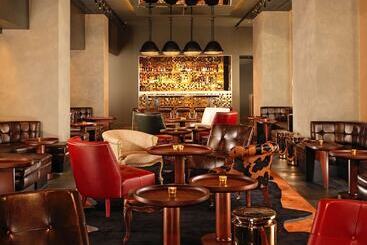 Hotel St Martins Lane London
