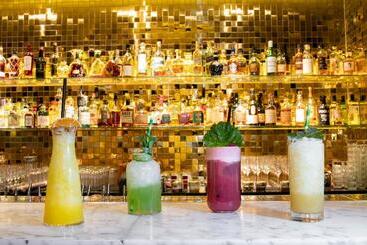 Hotel St Martins Lane London