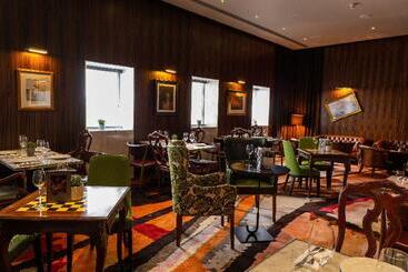 Hotel St Martins Lane London