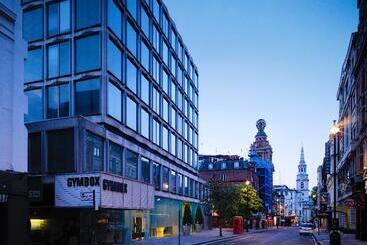 Hotel St Martins Lane London