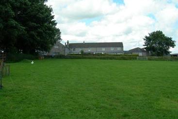 هتل Staden Grange
